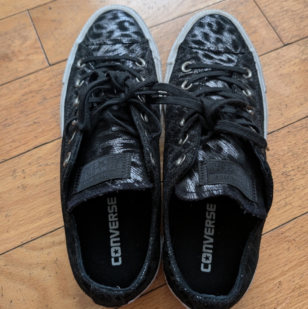 Converse All Star Ox shoes ( size 8.5 ) - Picture 4 of 10